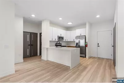 89 Mary Street 501 #501, Paterson, NJ 07503 - Photo 3