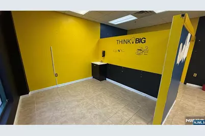 379 Main Avenue 4 #4, Wallington, NJ 07057 - Photo 3