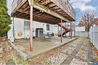 140 Prospect Street, Hasbrouck Heights, NJ 07604 - Photo 25