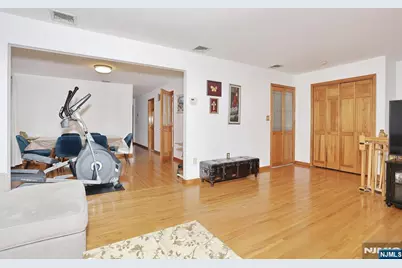 140 Prospect Street, Hasbrouck Heights, NJ 07604 - Photo 7