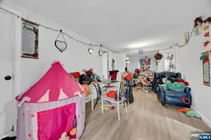 241 Orange St, Dunellen, NJ 08812 - Photo 25