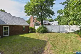 213 Oratam Terrace, Leonia, NJ 07605 - Photo 33