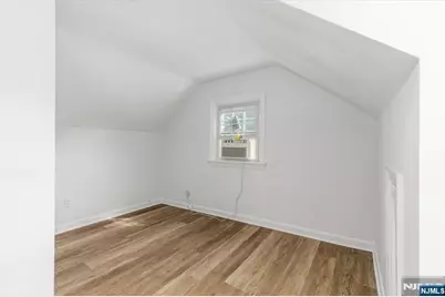 213 Oratam Terrace, Leonia, NJ 07605 - Photo 19
