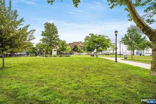 106 Griffith Street 106, Jersey City, NJ 07307 - Photo 35