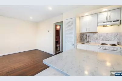 601 Fairview Avenue, Fairview, NJ 07022 - Photo 15