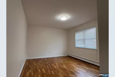 87 W Central Boulevard 2 #2, Palisades Park, NJ 07650 - Photo 7
