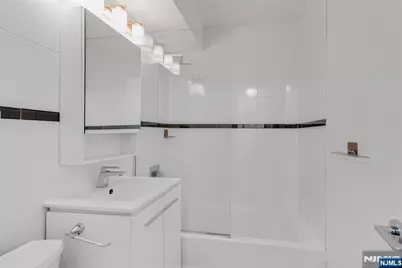 500 Central Avenue 207 #207, Union City, NJ 07087 - Photo 15