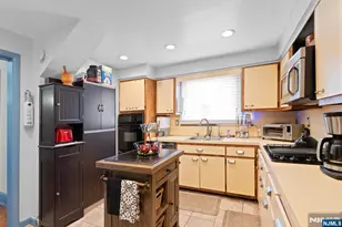 276 26th St, Paterson, NJ 07514 - Photo 11