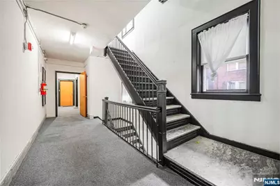 2 Washburn Place 306 #306, Caldwell, NJ 07006 - Photo 3