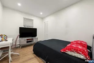 202 Devon St, Kearny, NJ 07032 - Photo 9