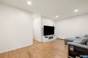 202 Devon St, Kearny, NJ 07032 - Photo 3