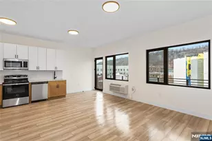 89 Mary Street 502, Paterson, NJ 07503 - Photo 5