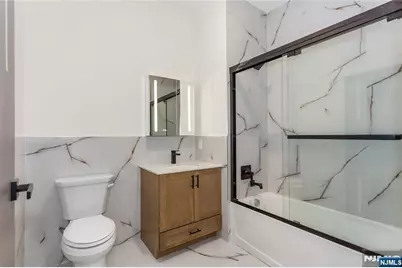 89 Mary Street 502 #502, Paterson, NJ 07503 - Photo 7