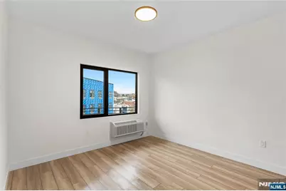 89 Mary Street 502 #502, Paterson, NJ 07503 - Photo 9