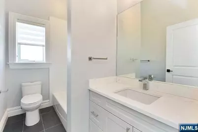 269 9th Street C #C, Palisades Park, NJ 07650 - Photo 21