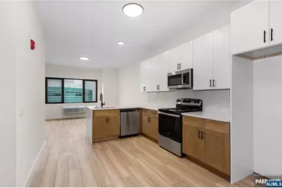89 Mary Street 506 #506, Paterson, NJ 07503 - Photo 3