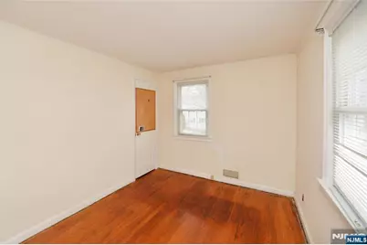 44 Jasper Avenue, Teaneck Township, NJ 07666 - Photo 11