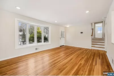 4 Lockwood Lane, Closter, NJ 07624 - Photo 7