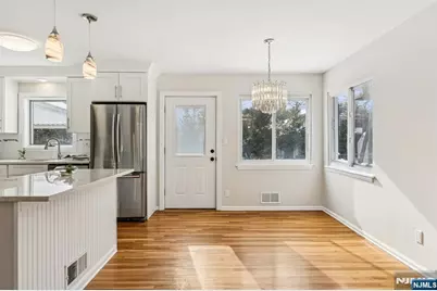 4 Lockwood Lane, Closter, NJ 07624 - Photo 9