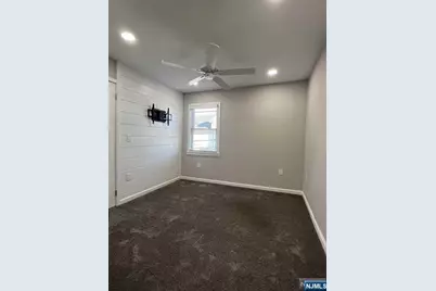 590 Central Avenue 2 #2, Carlstadt, NJ 07072 - Photo 33