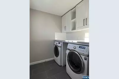 590 Central Avenue 2 #2, Carlstadt, NJ 07072 - Photo 35