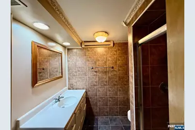 468 Liberty Street 201 #201, Little Ferry, NJ 07643 - Photo 19