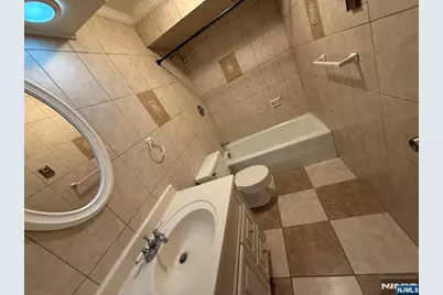 468 Liberty Street 201 #201, Little Ferry, NJ 07643 - Photo 17
