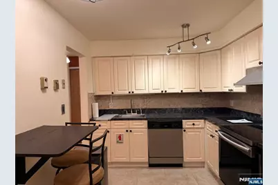 468 Liberty Street 201 #201, Little Ferry, NJ 07643 - Photo 7