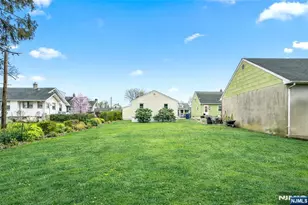 227 Lincoln St, Hackensack, NJ 07601 - Photo 21