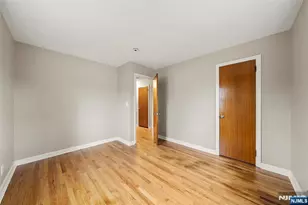 227 Lincoln St, Hackensack, NJ 07601 - Photo 9