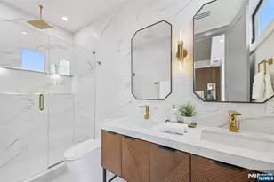 134 Hancock 3, Jersey City, NJ 07307 - Photo 11