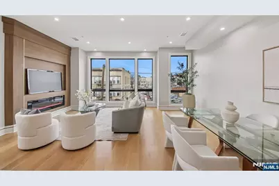 134 Hancock 3 #3, Jersey City, NJ 07307 - Photo 5