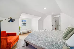 127 E Village Circle, Paramus, NJ 07652 - Photo 19