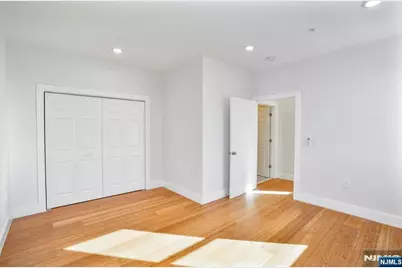 100 North Avenue 10 #10, Plainfield, NJ 07060 - Photo 5