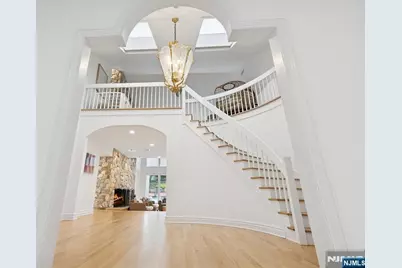 63 Eisenhower Drive, Cresskill, NJ 07626 - Photo 19