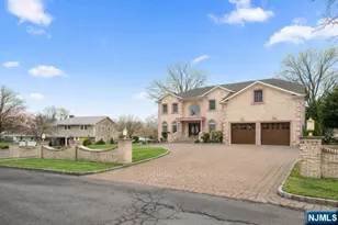 172 Briarheath Ln, Clark Township, NJ 07066 - Photo 35