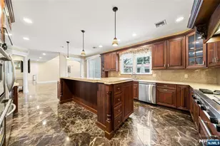 172 Briarheath Ln, Clark Township, NJ 07066 - Photo 11