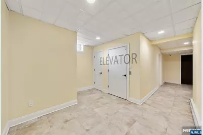 172 Briarheath Lane, Clark Township, NJ 07066 - Photo 27