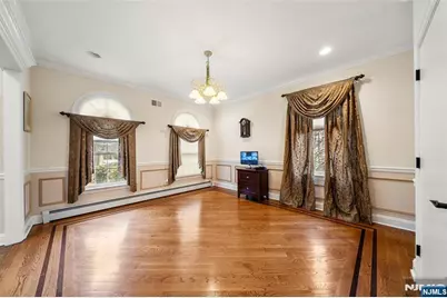 172 Briarheath Lane, Clark Township, NJ 07066 - Photo 13