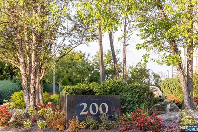 200 Winston 1005 #1005, Cliffside Park, NJ 07010 - Photo 3