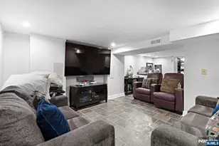 270 Hamilton Ave, Hasbrouck Heights, NJ 07604 - Photo 17