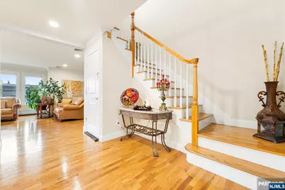 385A Roosevelt, Fairview, NJ 07022 - Photo 13