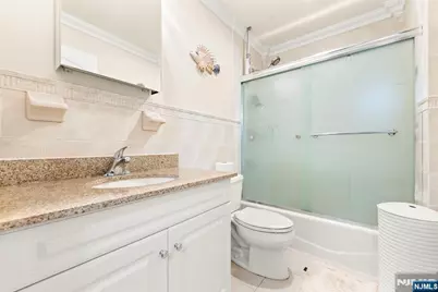 385A Roosevelt, Fairview, NJ 07022 - Photo 33