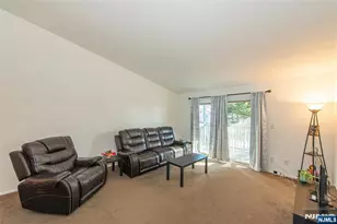 7 Drake Ln, Roxbury Township, NJ 07852 - Photo 5