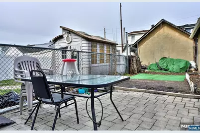 423 8th Street, Fairview, NJ 07022 - Photo 3