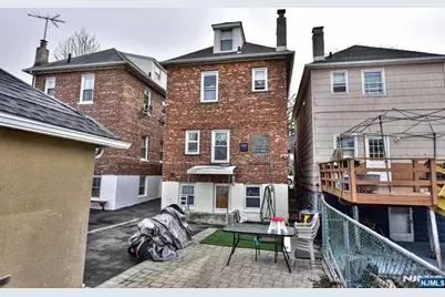 423 8th Street, Fairview, NJ 07022 - Photo 5