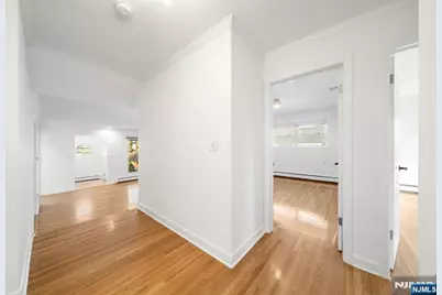 1128 Abbott Boulevard, Fort Lee, NJ 07024 - Photo 11