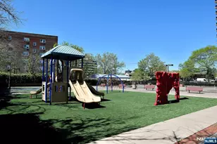 2200 N Central Road 15E, Fort Lee, NJ 07024 - Photo 3