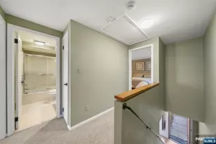 24 Meadowview Ct, Leonia, NJ 07605 - Photo 15