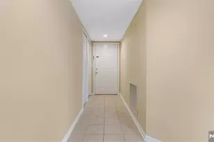 605 Thornton Ct T605, Edgewater, NJ 07020 - Photo 23